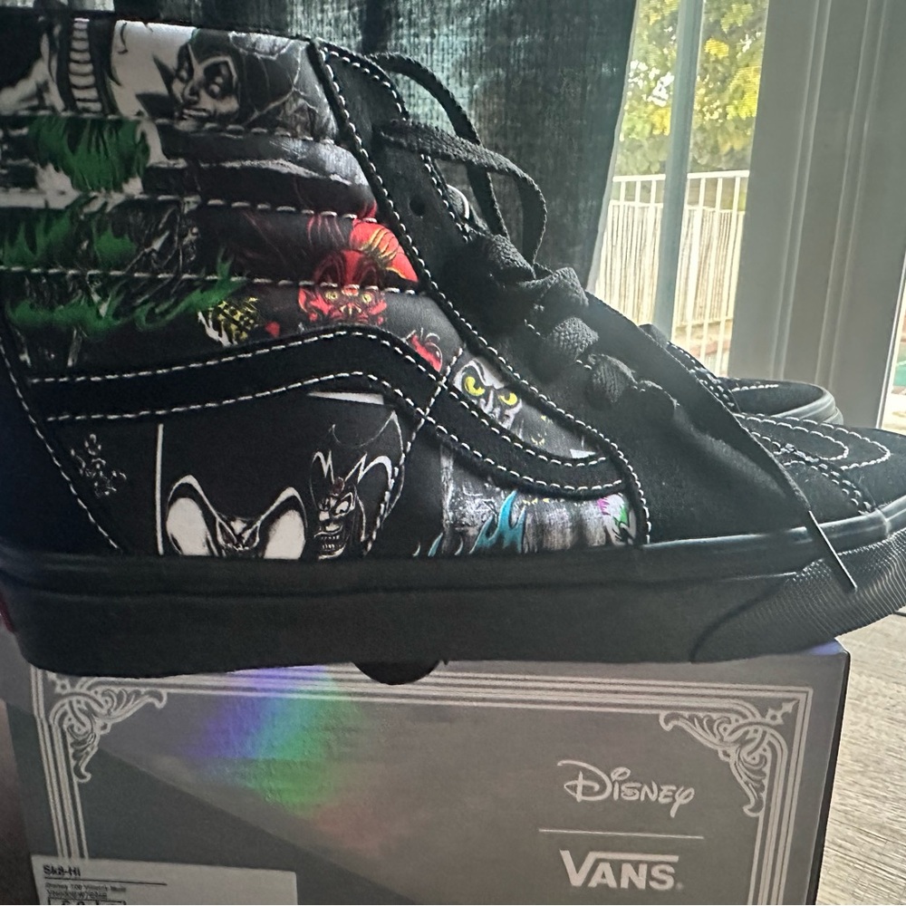 Vans Sk8-Hi Disney Villains Edition Sneakers